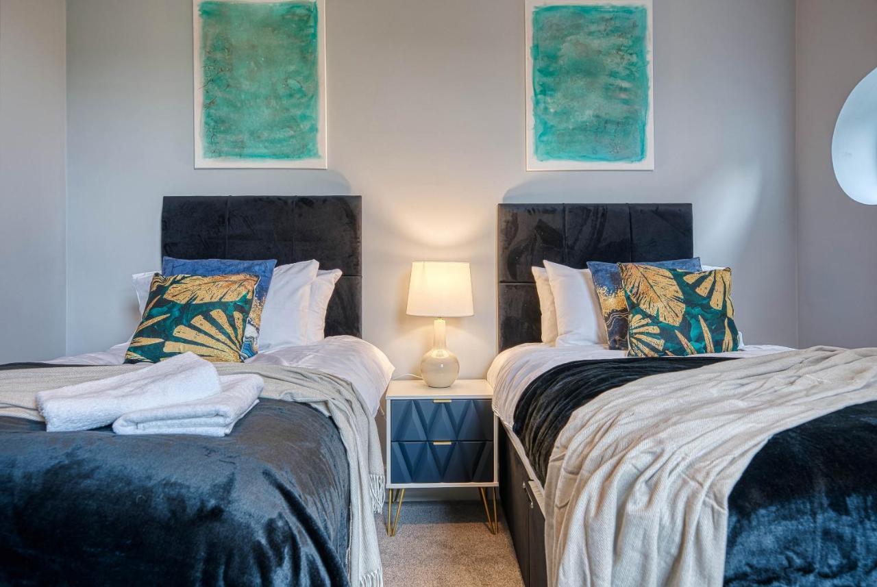 Spacious Nottingham Abode - Sleeps 16 מראה חיצוני תמונה