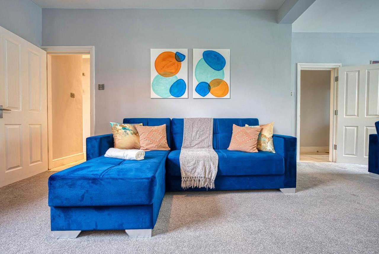 Spacious Nottingham Abode - Sleeps 16 מראה חיצוני תמונה