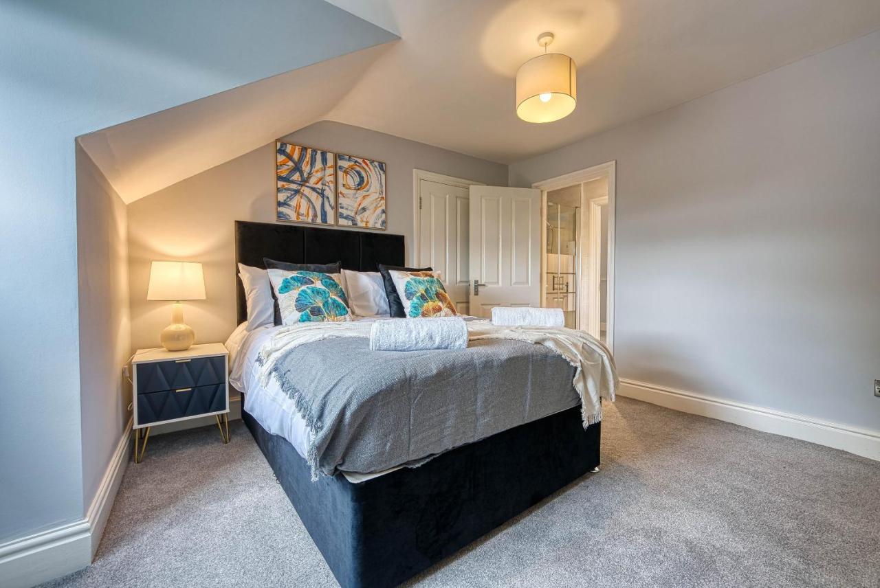Spacious Nottingham Abode - Sleeps 16 מראה חיצוני תמונה