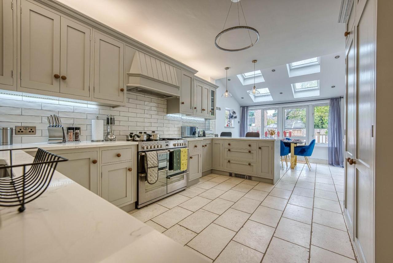 Spacious Nottingham Abode - Sleeps 16 מראה חיצוני תמונה