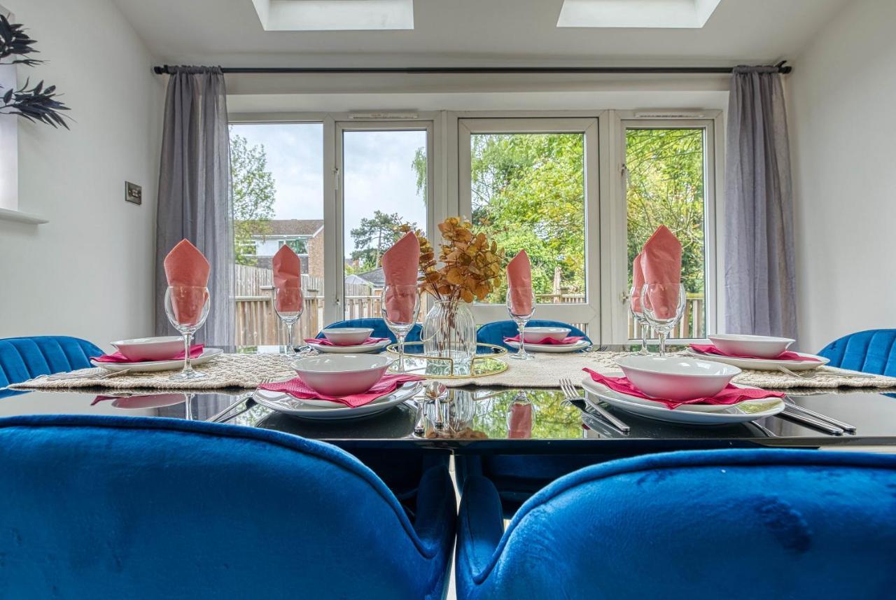 Spacious Nottingham Abode - Sleeps 16 מראה חיצוני תמונה